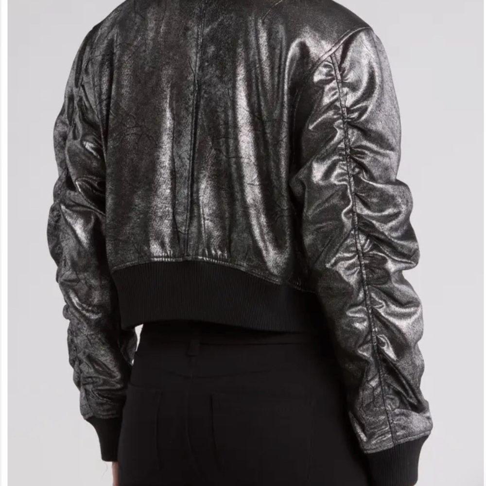 Metallic Bomber - Picture 3 of 3